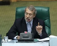 اظهارات لاریجانی درباره حادثه پلاسکو، دستور ترامپ و تحسین موضع ترانه علیدوستی/اقدام ترامپ علیه ایران شبیه شوخی است