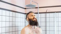 اشتباهاتی که در حمام انجام میدهید