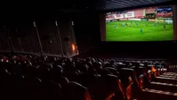 اکران فوتبال در سینما، خوب یا بد؟