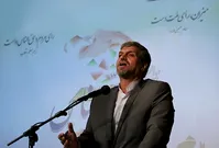 نمی‌گذارند رئیس‌جمهور اصلاحات تئاتر برود اما آن آقا شهر‌به‌شهر سخنرانی می‌کند