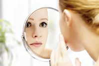 برای مراقبت از پوست این وسایل آرایشی را دور بریزید