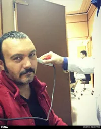 «كامبيز ديرباز» در بيمارستان+عكس