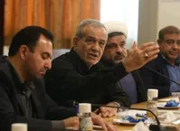 پزشکیان: اینکه برخی فکر کنند به بنده دیکته می‌کنند اشتباه است / بنده همین هستم، اما آیا شما آن که می‌گویی هستی؟