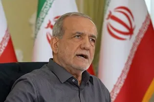 پزشکیان: در دی ماه ۳۰۰۰ نفر کشته شدند اما  نامرد و وطن‌فروش‌ها گفتند ۴۰ هزار نفر!