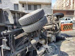تصادف زنجیره‌ای ۱۲ خودرو در بزرگراه یادگار امام
