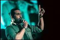 مجید رضوی بعد از اجرای دوبی در تهران روی صحنه می‌رود