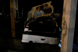 تصادف مرگبار پژو ۲۰۶ در جاده ترانزیت میانه؛ ۲ نفر کشته شدند

 