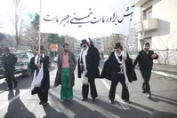 عکس| چهره‌ها و تیپ‌های متفاوت در راهپیمایی ۲۲ بهمن