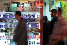 عقبگرد ۲۵ درصدی قیمت‌های موبایل در پاساژ علاءالدین