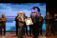 انتقاد تند حداد عادل از فروش کتاب خاطرات ثابتی در جلوی دانشگاه
