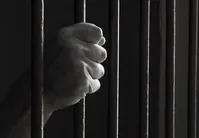 گزارش یک انتقام اسیدی؛ می‌گفت وقتی در زندان بودم همسرم به من خیانت می‌کرد