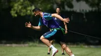مهاجم استقلال همچنان بلاتکلیف است