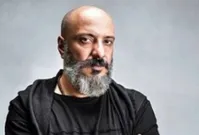 عکس| دورهمی خانوادگی آقای بازیگر در یک مهمانی شیک