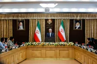 اخبار خوب سخنگوی دولت برای فرهنگیان/اظهارات نوبخت درباره پول‌های بابک زنجانی، هتاکی‌های حسن عباسی و حذف 3‌صفر پول‌ملی
