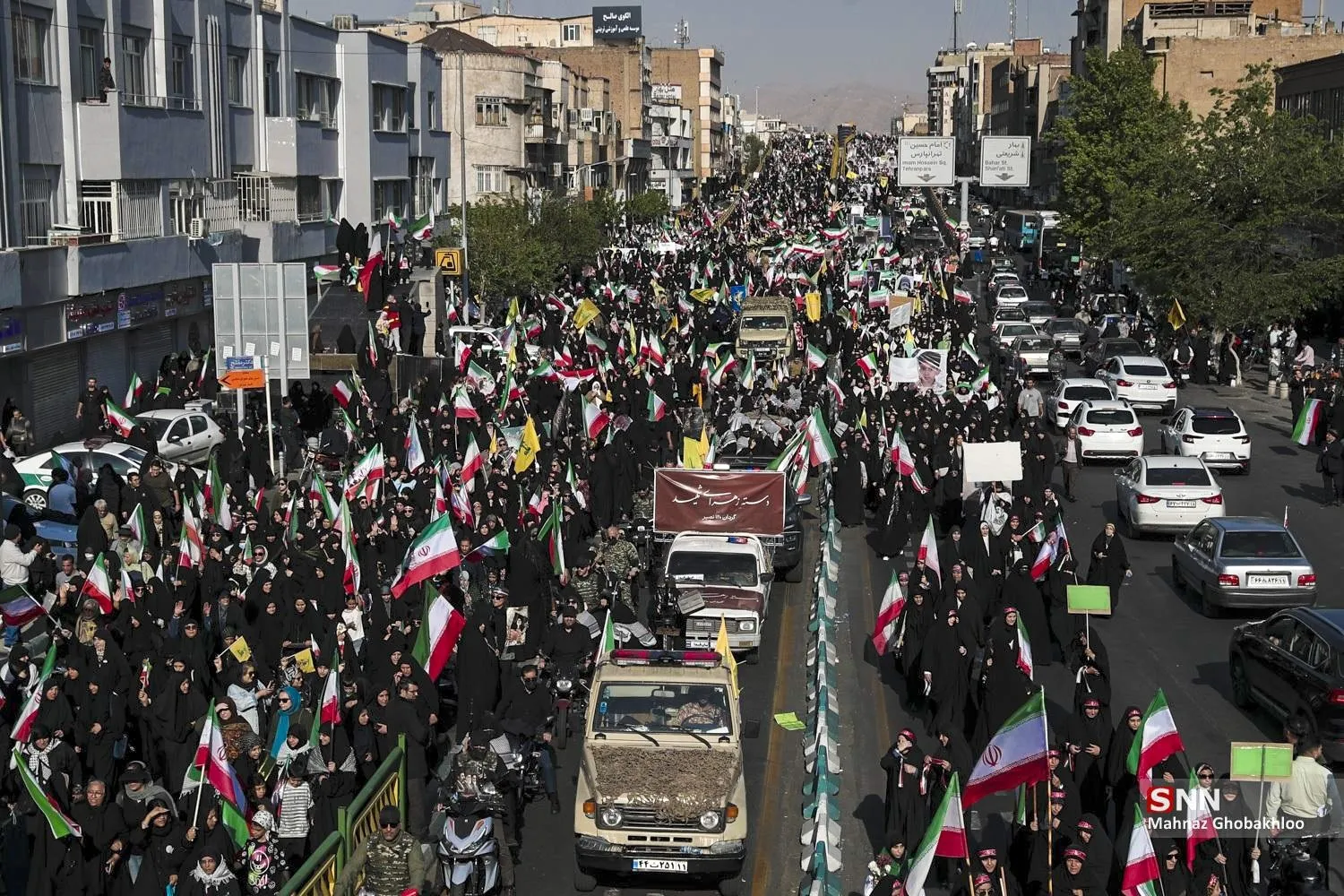 مراسم راهپیمایی دختران «جان‌فدای ایران»، ظهر جمعه (۲۸ فروردین ۱۴۰۵) از میدان امام حسین (ع) تا میدان انقلاب برگزار شد.