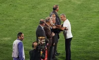 حمله حمید درخشان به گل‌محمدی