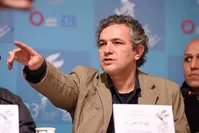 نامه یک کارگردان سینما به پزشکیان؛ ما خسته شده‌ایم