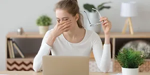 چگونه از خستگی چشم پیشگیری کنیم؟