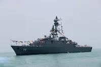 غرق ناوچه ایرانی دنا توسط زیردریایی آمریکایی در سواحل سریلانکا