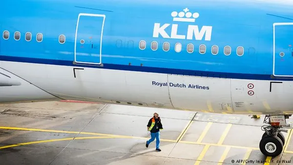 شرکت هواپیمایی "KLM" که پیشترمتعلق به هلند بود و حال بخشی از ایرفرانس به شمار می&zwnj;آید در رتبه نهم جای دارد. به گزارش "دفتر امنیت پرواز" آلمان بررسی ۳۱۵ حادثه نشان داده است که فرود با ۶ /۳۵ و استارت با ۱۴ درصد بیشترین حوادث در پرواز را موجب می&zwnj;شوند.