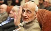 میرسلیم: دلار بیش از ۳۰ هزار تومانی طبیعی است!/ مردم باید سختی را تحمل کنند