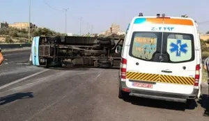 ۹مصدوم در واژگونی مینی‌بوس اتوبان کسایی

 