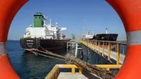 ظریف: آمریکا به در و دیوار می‌زند تا مانع فروش نفت ایران شود| نفتمان را هم خواهیم فروخت