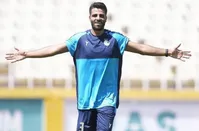 عصبانیت مردامند از سوال یک خبرنگار/ مشکلات ما خیلی زیاد است ما هم خانواده داریم