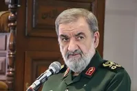 محسن رضایی: سیاست «هم جنگ هم مذاکره» تمام شد /  توان شلیک ۱۰۰۰ موشک و ۲۰۰۰ پهپاد در یک روز را داریم