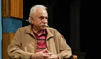 ایرج راد: مردم ایران نه پا پس می‌کشند، نه سر خم می‌کنند