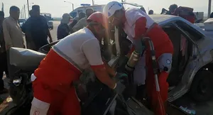 تصادف مرگبار لار–بندرعباس؛ ۲ کشته و ۸ مصدوم