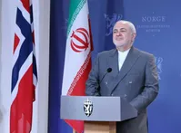 ظریف: به دستور رئیس‌جمهور، برای بررسی پیشنهاد مکرون به پاریس می‌روم