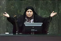 خودسوزی "دختر آبی" و توپخانه «پایداری» علیه «سلحشور»