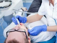 ارائه خدمات دندانپزشکی به ۱۰ گروه از بیماران خاص و صعب العلاج