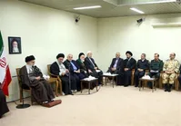 رهبر انقلاب: آحاد مسئولان و مردم در دفاع از نظام اسلامی احساس مسئولیت کنند