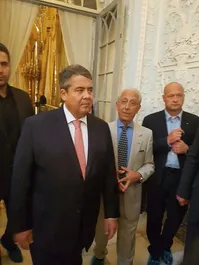 بازدید معاون صدراعظم آلمان از دیدنی‌های تهران + تصاویر