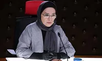 رویا نونهالی داور عصر جدید روسری اش را برداشت