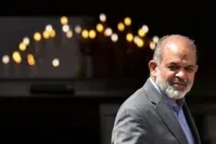 سه نکته با وزیر کشور: ورود چه کسانی به دانشگاه‌ها ممنوع است؛ نیرو‌های شما یا دانشجویان؟!