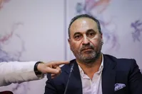 حمید فرخ‌نژاد؟ هم پشیمانید و گریه می‌کنید هم طعنه می‌زنید کسی به تلویزیون نرود!