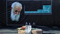سنگ آرامگاه «سایه» نصب می‌شود
