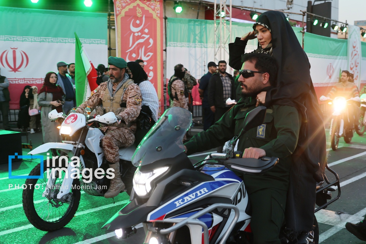 مراسم راهپیمایی دختران «جان‌فدای ایران»، ظهر جمعه (۲۸ فروردین ۱۴۰۵) از میدان امام حسین (ع) تا میدان انقلاب برگزار شد.