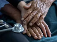تاثیر ورزش و نوشیدن قهوه در پیشگیری از ابتلا به پارکینسون