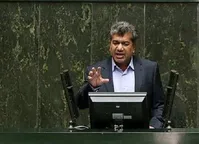 نماینده کهنوج: هر کس ترامپ را بکشد، به نیابت از مردم کرمان ۳ میلیون دلار جایزه می‌گیرد/باید موشک‌هایی با بُرد زیاد و حمل کلاهک‌های نامتعارف بسازیم