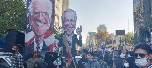 تصاویر| گزارش راهپیمایی ۱۳ آبان ۱۴۰۱؛ دولت انقلابی، انتقام، انتقام!