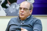 توصیه عبدی به دولت: بنزین، گازوییل و برق را آزاد کنید!