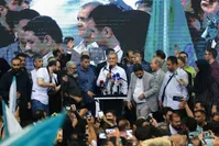 پزشکیان: اجازه نمی دهم هیچ استادی به دلیل اظهار عقیده اخراج و معلمی با باتوم روبرو شود