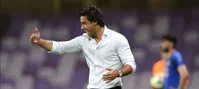 عکس/ رونمایی فرهاد مجیدی از لباس جدید