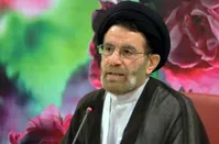 امام جمعه خرم‌آباد: رعایت نکردن حجاب ولو چند تار مو باشد حرام است