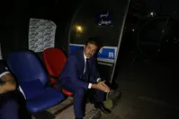 جنجال بعد از گل دوم استقلال؛ حمله نصرتی و رحمتی به داور/ درگیری به سکوها کشیده شد