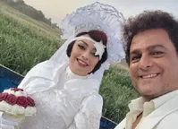 عکس| یکتا ناصر در لباس عروس، پشت نیسان آبی